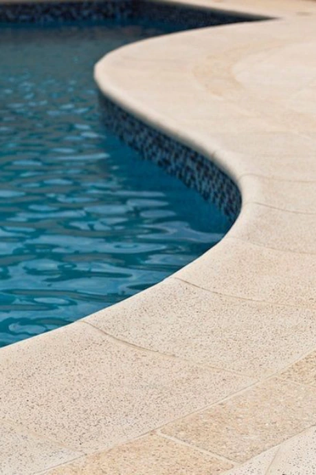 bordes-para-piscinas